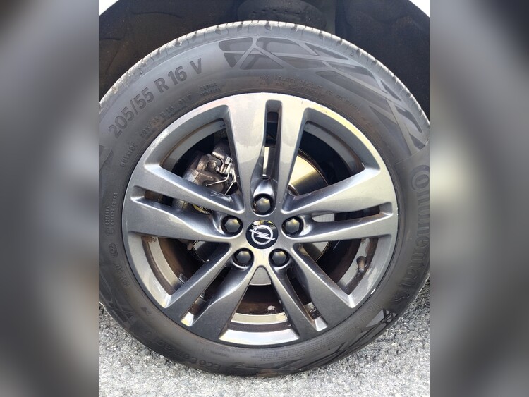 Opel Astra <span class=