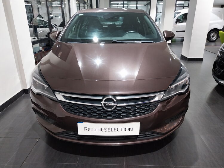 Opel Astra <span class=